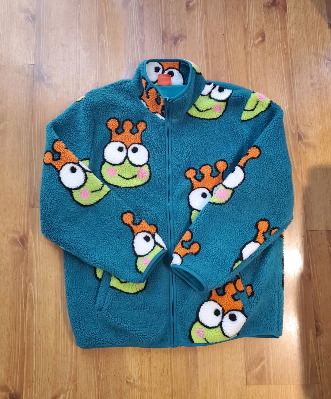 Dumbgood Keroppi Green Fleece Jacket Large But Fits Like An X-Large Brand New Dumbgood Keroppi Green Fleece Jacket Large But Fits Like An X-Large Brand New