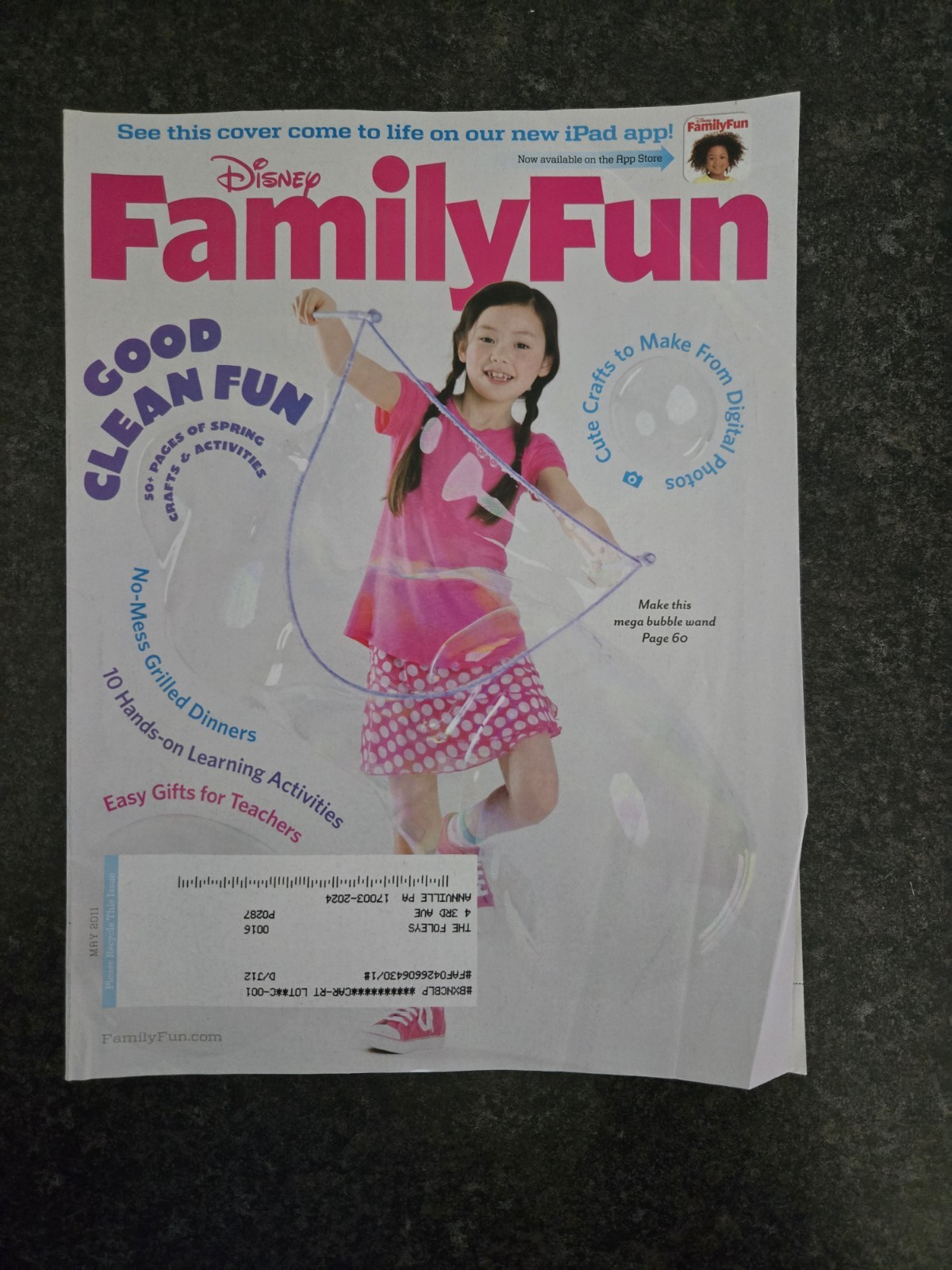 Disney FamilyFun Magazine May 2011 Good Clean Fun  *FO 
