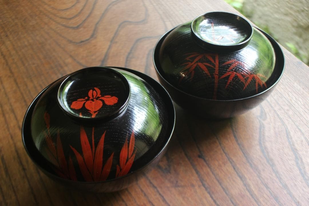 Wajima Two Worn Bowls with Black Lacquer and Persimmon, Used, 13.4cm Diameter