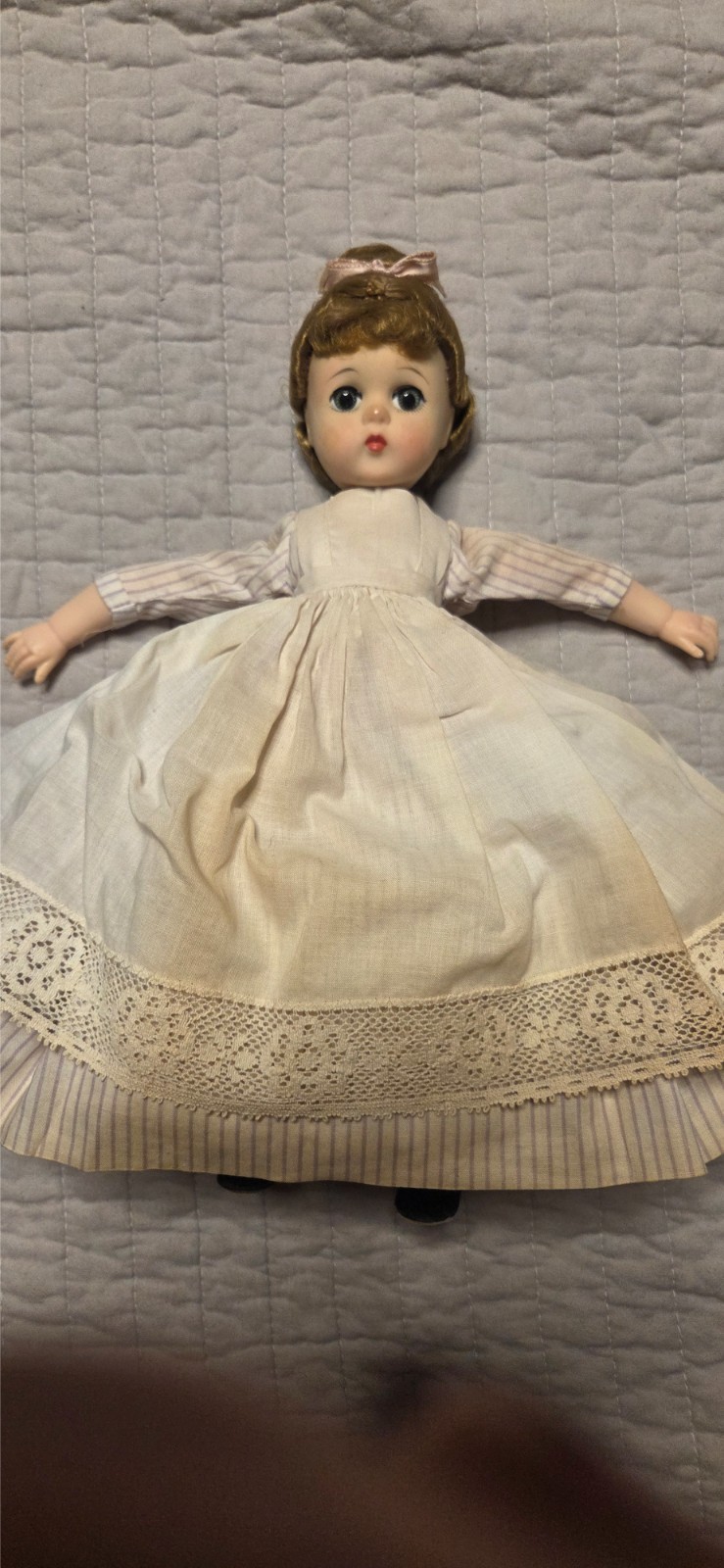 Vintage Madame Alexander 11\