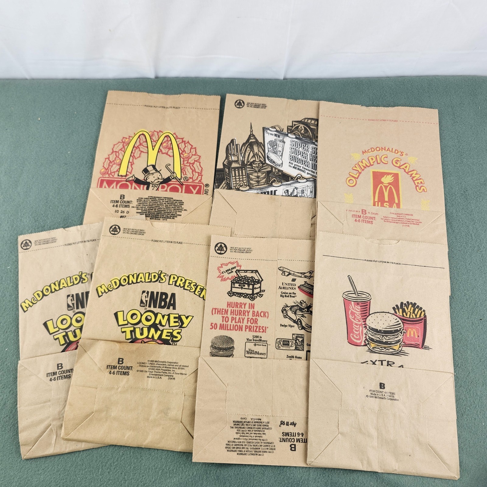 7x McDonald\'s 1995 Paper Take Out Brown Bags Vintage Batman Forever Looney Tunes