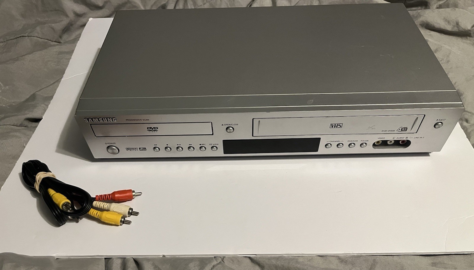 Samsung DVD-V5500 VHS VCR DVD Combo Player VCR Works DVD Not Reading