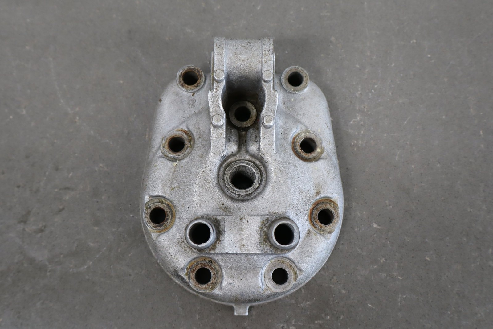 1992 Kawasaki KX250 Engine Motor Cylinder Head Cover OEM 11001-1368