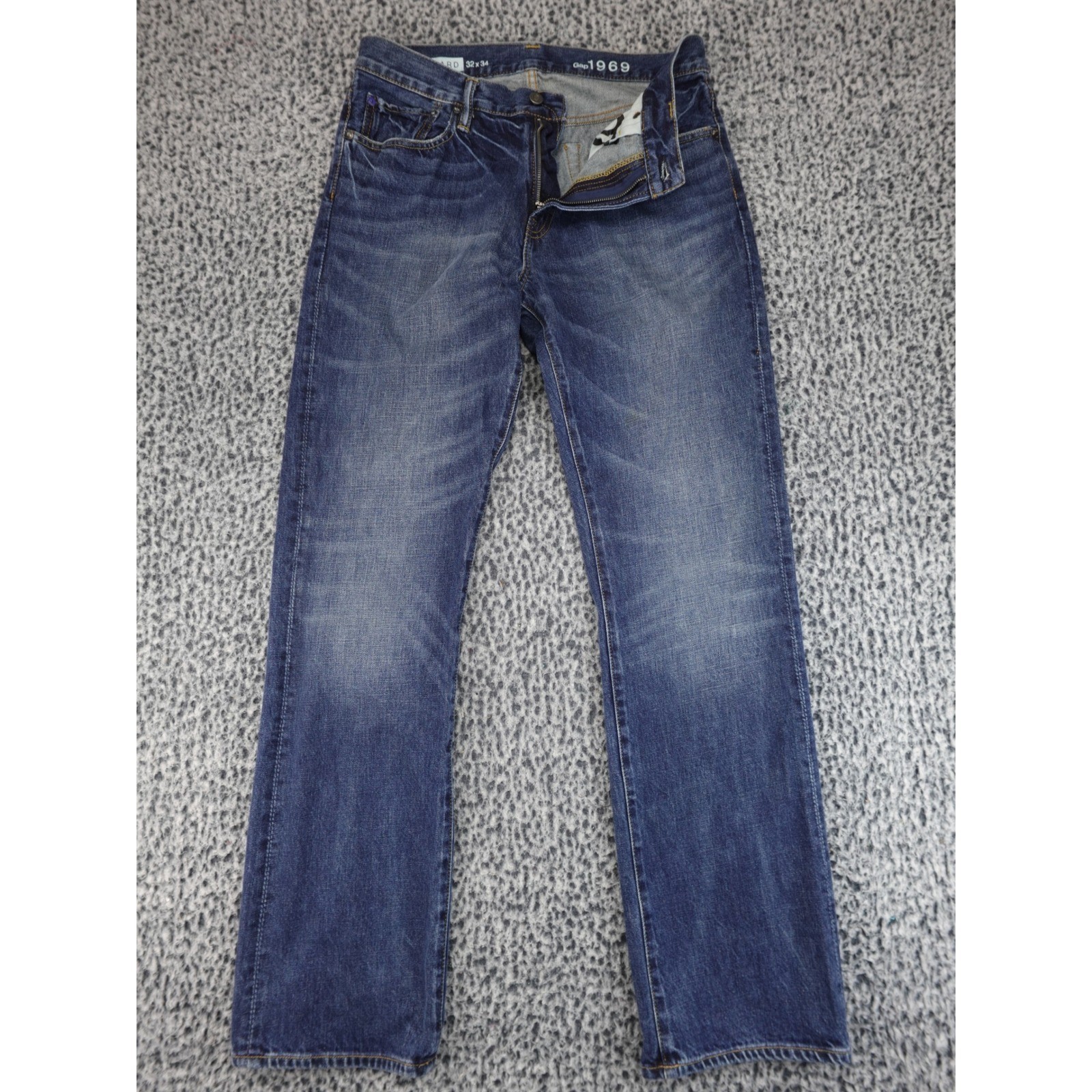 Gap 1969 Standard Mens 32x34 Blue Jeans Straight Leg Faded Denim