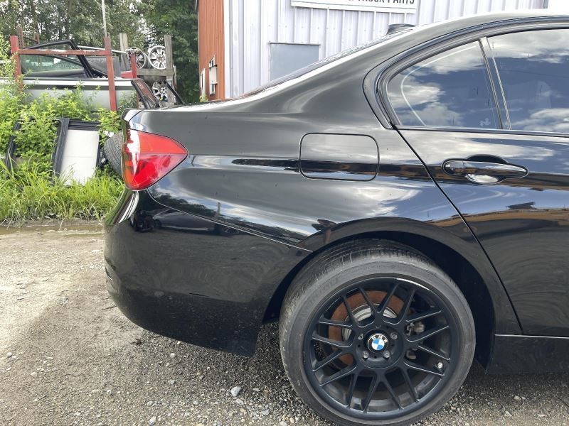 2012-2018 BMW 320i RIGHT QUARTER PANEL BLACK PC:668 2.0 AWD 73K -X-DRIVE- 57243