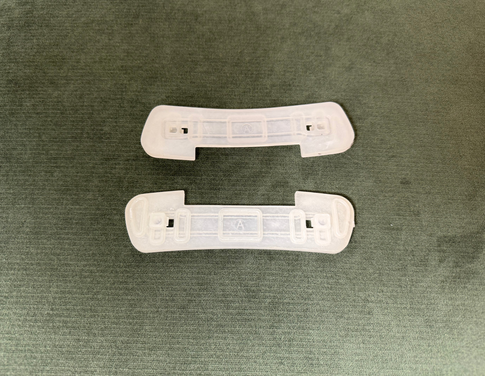 NOS Yakima Base Pads A for Q-Towers Clear (Pair)