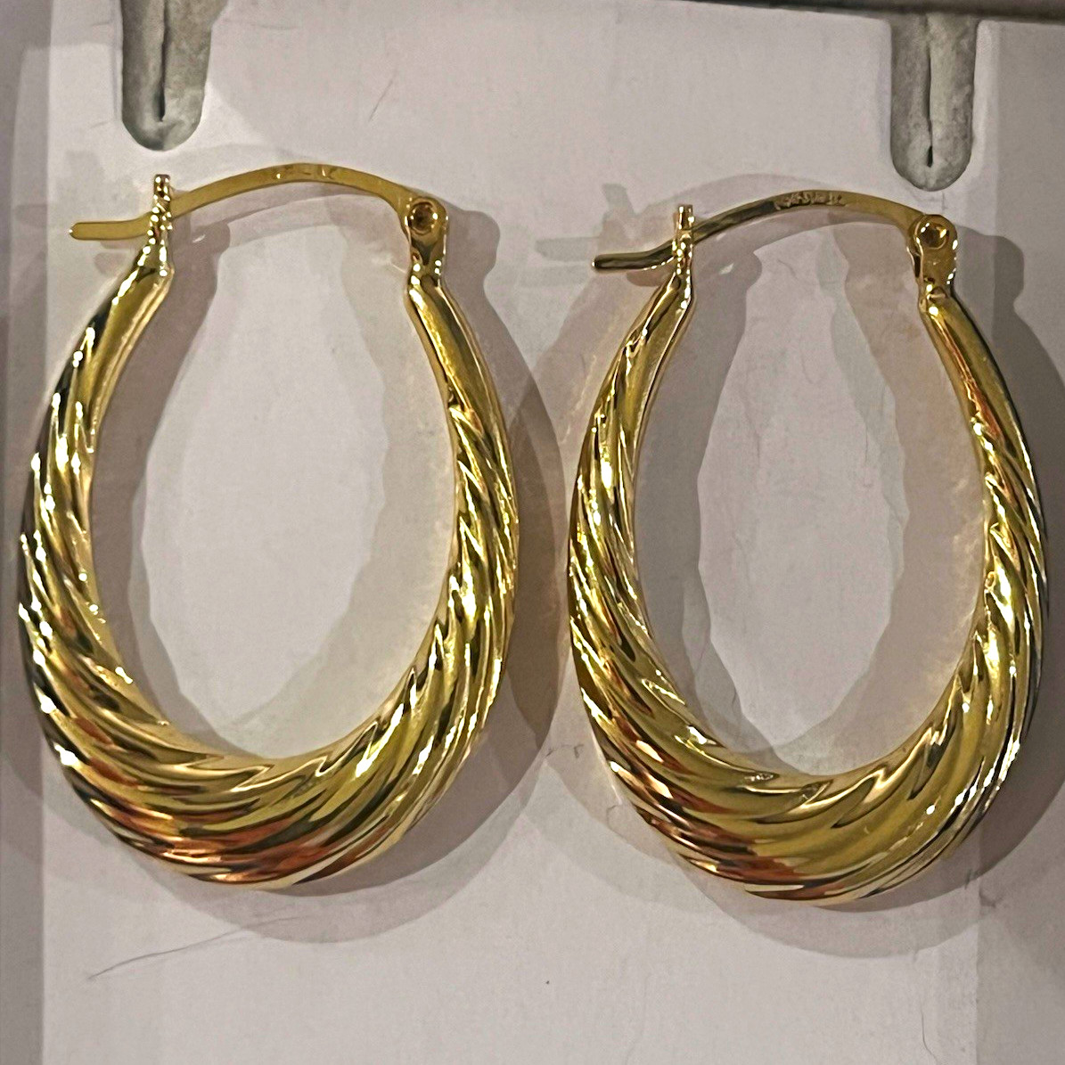 14K Yellow Gold Twisted Hoop Earrings 2.34g LAC Hallmark Excellent Condition