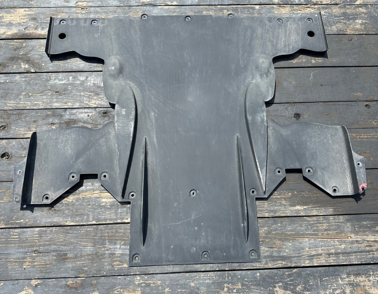 2022-2025 LUCID AIR REAR UNDERBODY SPLASH SHIELD PANEL DIFFUSER P11-E76100-01 2022-2025 LUCID AIR REAR UNDERBODY SPLASH SHIELD PANEL DIFFUSER P11-E76100-01