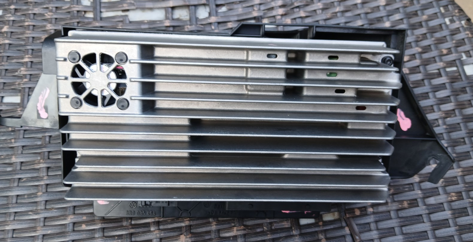 2009-2012 Audi Q5 Bang & Olufsen B&O Amp Amplifier 8T0035223AL OEM