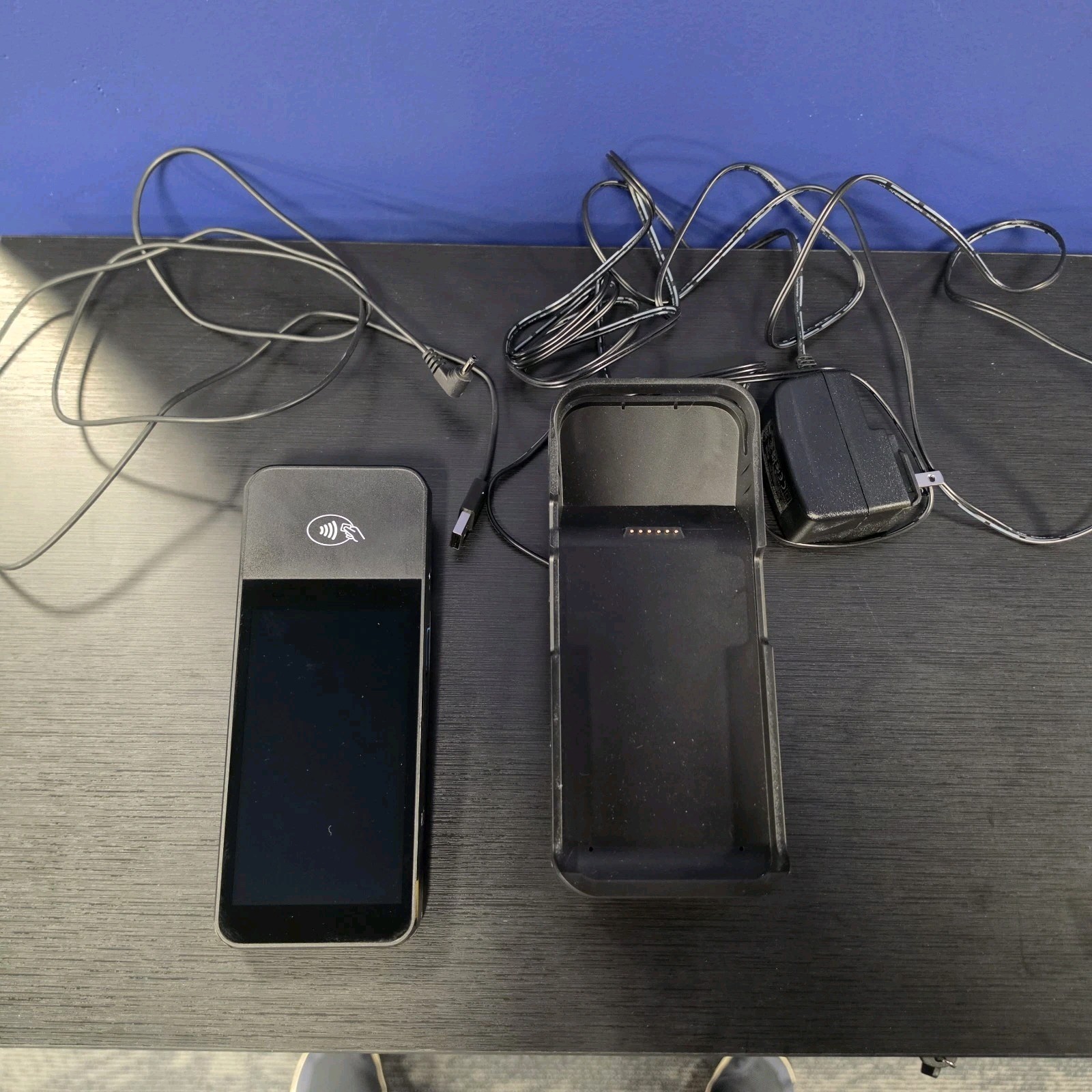 WisePOS E Smart POS Terminal WSC51 Charging Dock & USB Cable WisePOS E Smart POS Terminal WSC51 Charging Dock & USB Cable