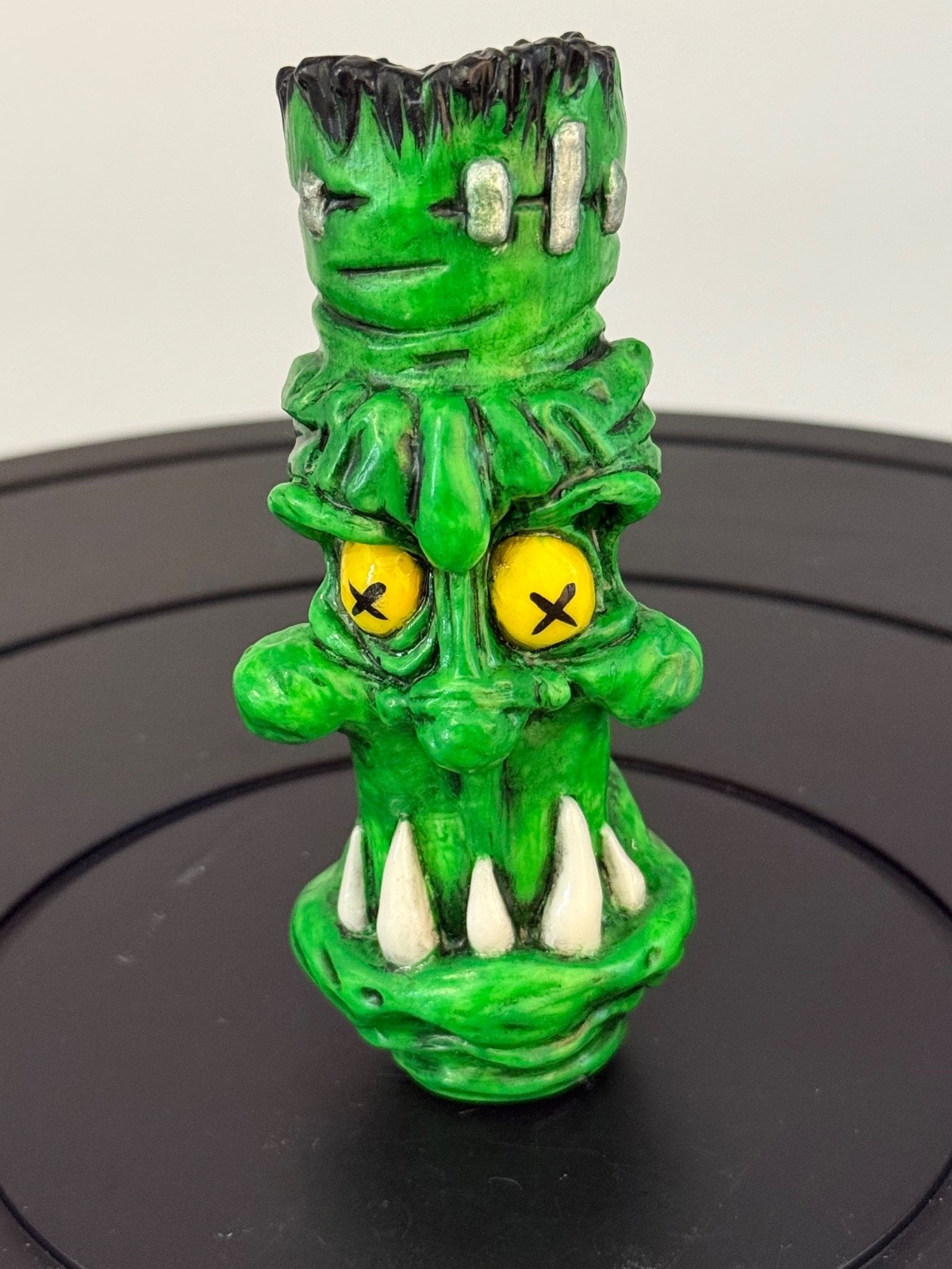 VRHTF VTG NHRA ED BIG DADDY ROTH STYLE HAND MADE & PAINTED FRANKIE SHIFT KNOB