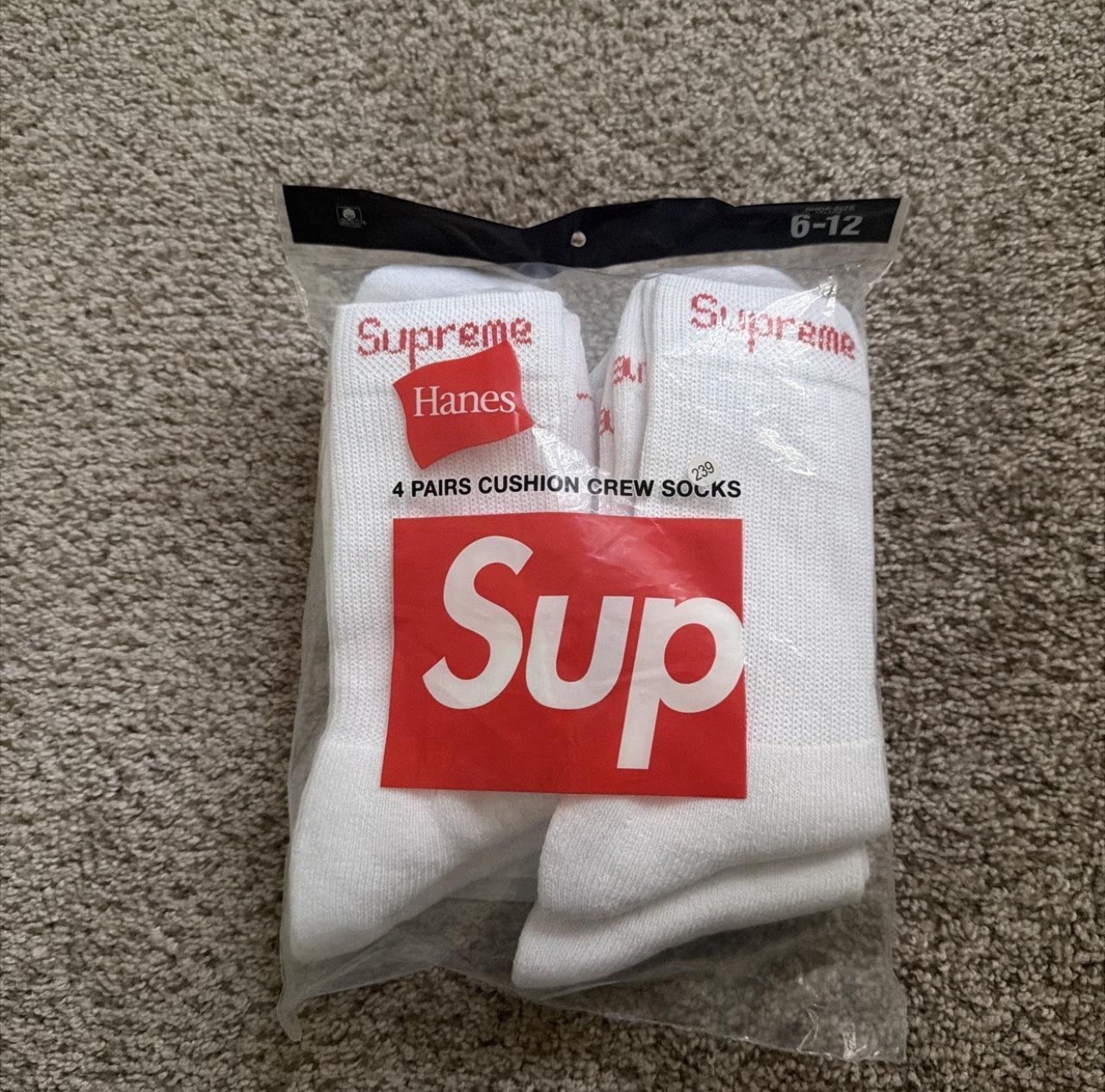 Supreme X Hanes Crew Socks - White One Pair ONLY (BUY ON DEPOP) Supreme X Hanes Crew Socks - White One Pair ONLY (BUY ON DEPOP)
