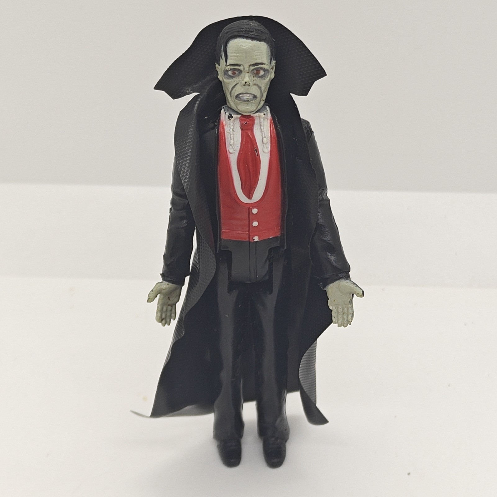 Vintage 1980 Remco Universal Monsters PHANTOM w/ Cape 3.75” Action Figure - NICE Vintage 1980 Remco Universal Monsters PHANTOM w/ Cape 3.75” Action Figure - NICE
