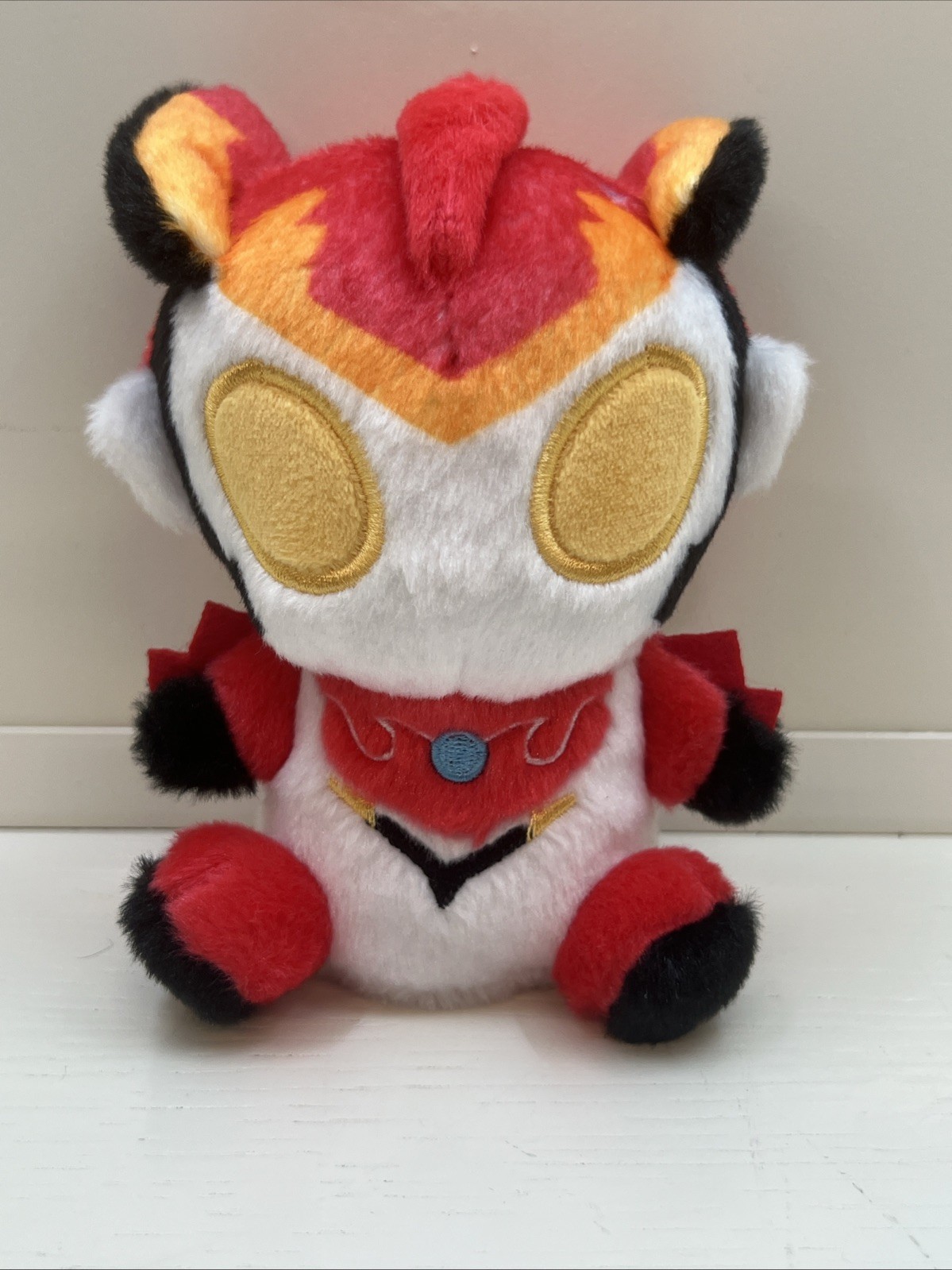 Ultraman Rosso M78 sitting plush toy (13 cm tall) – Ultraman exclusive edition Ultraman Rosso M78 sitting plush toy (13 cm tall) – Ultraman exclusive edition