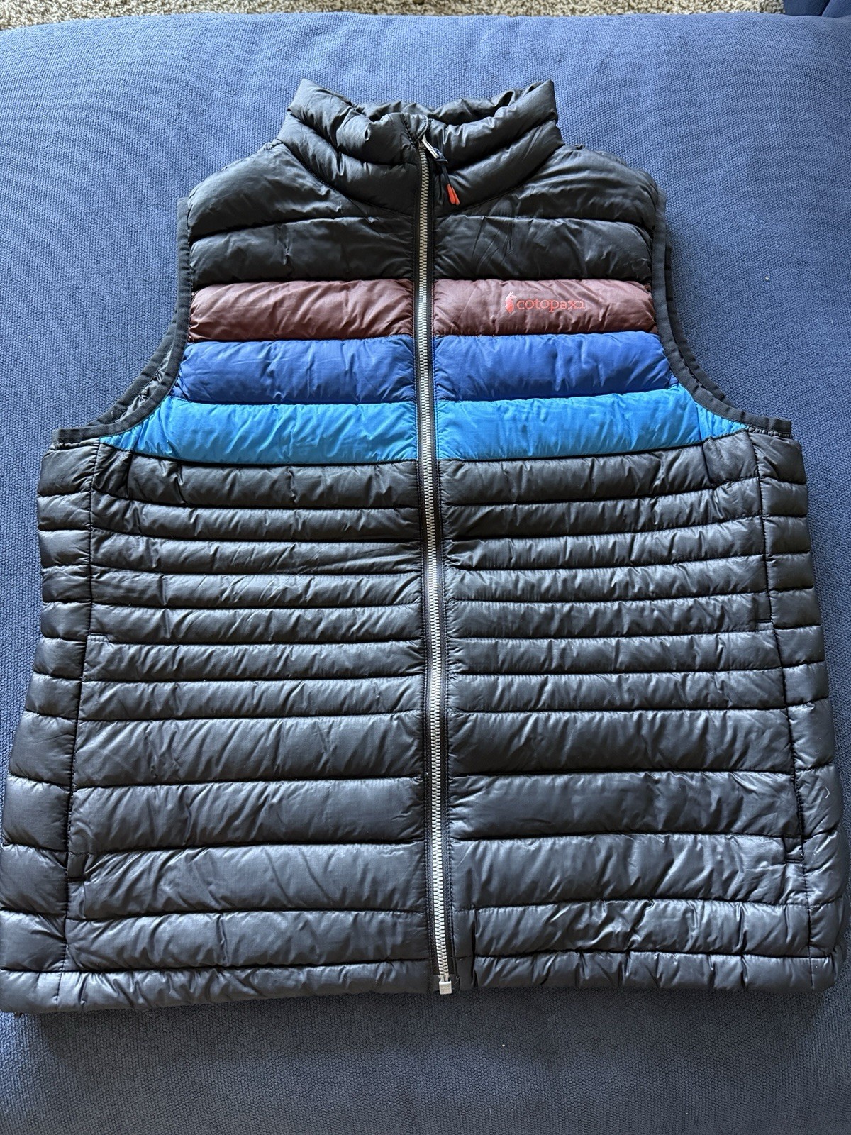 Cotopaxi Fuego Down Vest Women’s Large Black Blue Colorblock