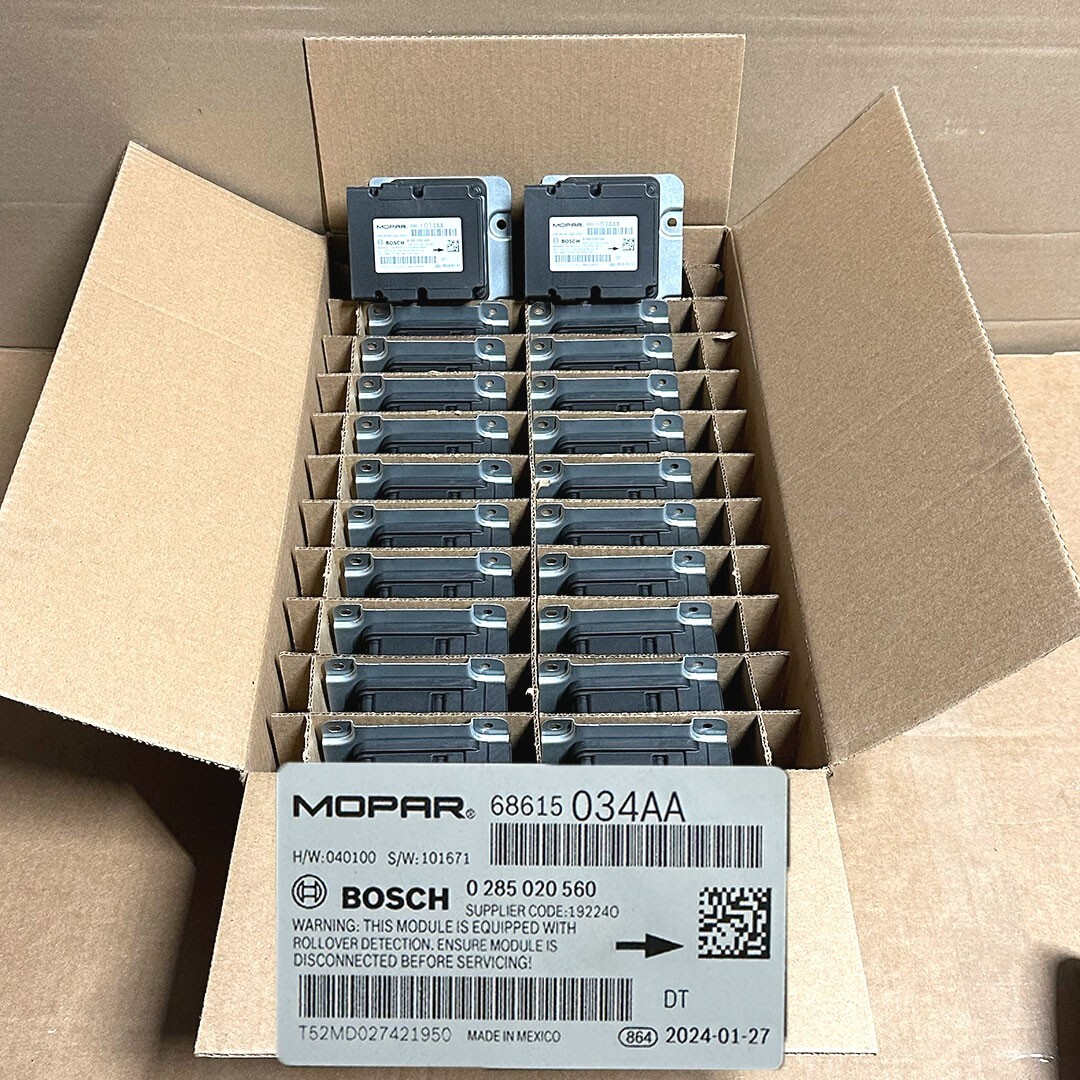 NEW OEM 23-24 DODGE RAM 1500 SRS CONTROL MODULE 68615034AA NEW OEM 23-24 DODGE RAM 1500 SRS CONTROL MODULE 68615034AA