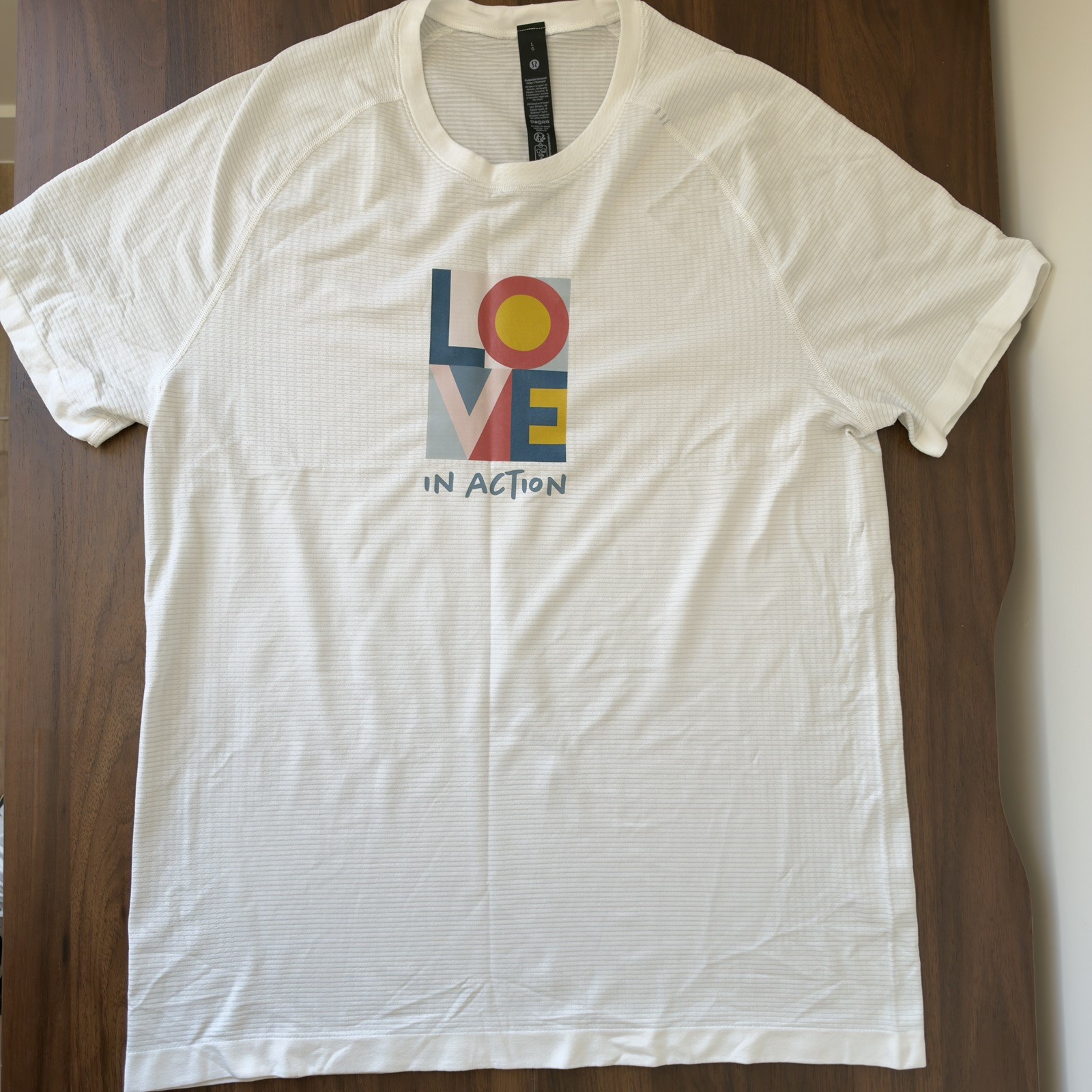 Lululemon Shirt Mens L White Metal Vent Tech SS 2.0 Carmela’s Heart Fundation Lululemon Shirt Mens L White Metal Vent Tech SS 2.0 Carmela’s Heart Fundation