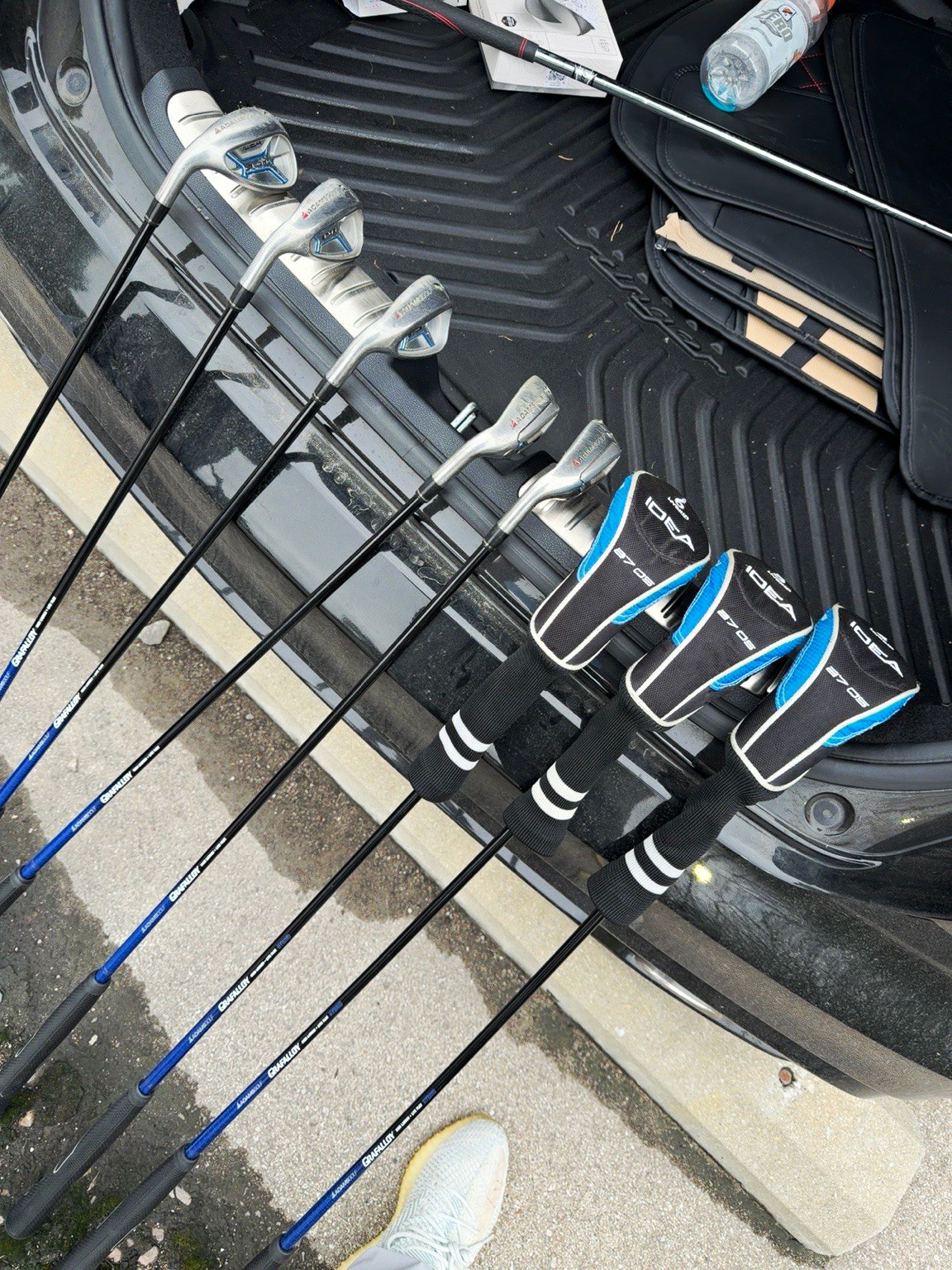 Adams IDEA a70S 7-Club Iron Set Left-Hand Graphite Lite Flex High Launch Adams IDEA a70S 7-Club Iron Set Left-Hand Graphite Lite Flex High Launch