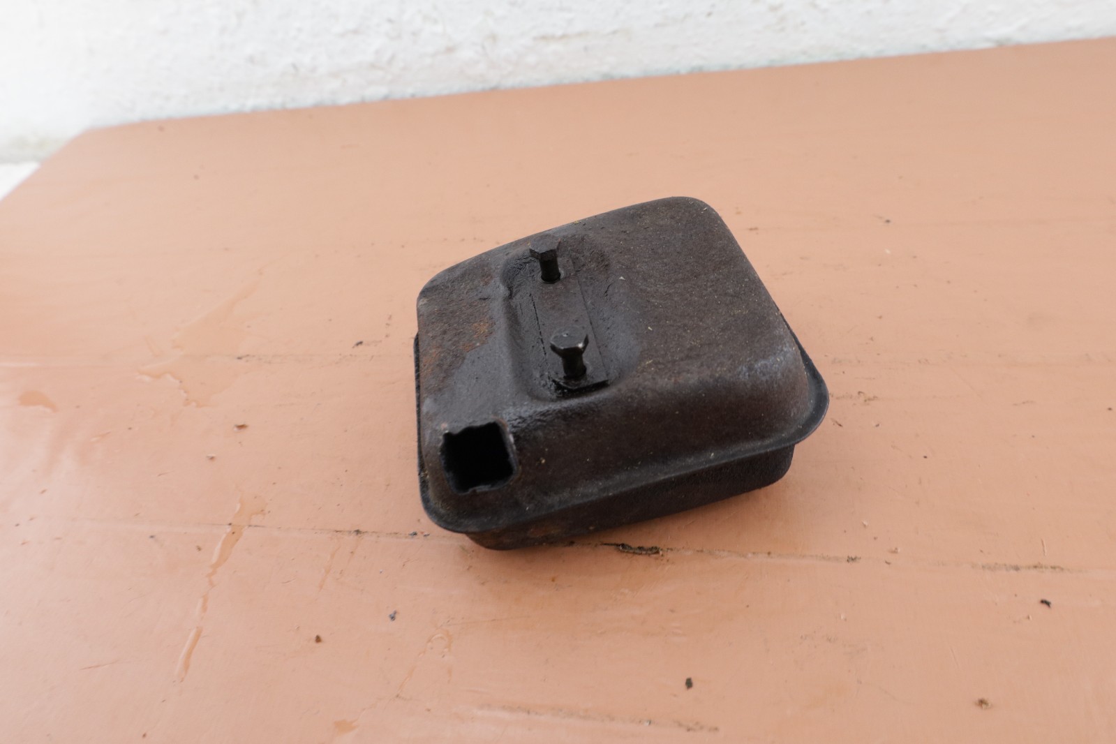 Jonsereds 49 SP Chainsaw OEM Muffler Jonsereds 49 SP Chainsaw OEM Muffler