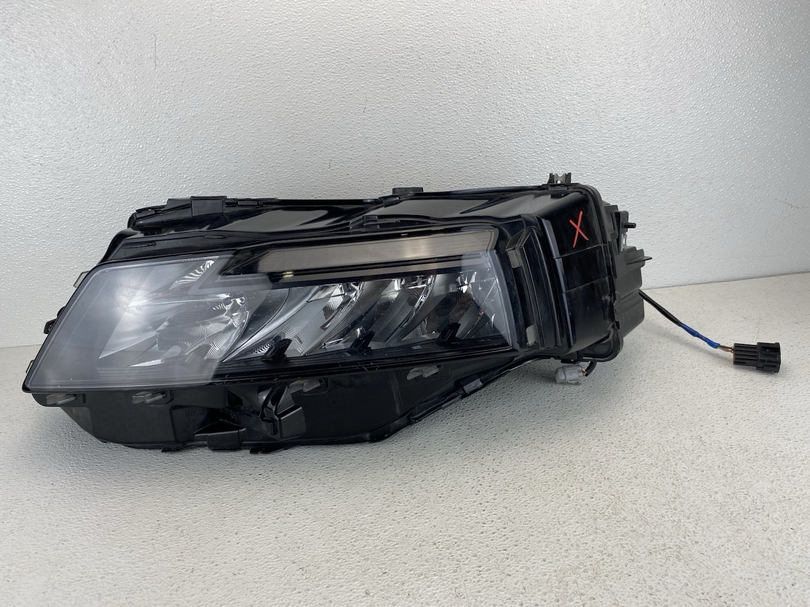 2021-2026 Nissan Rogue S LED Black Trim Headlight Left Driver Side OEM