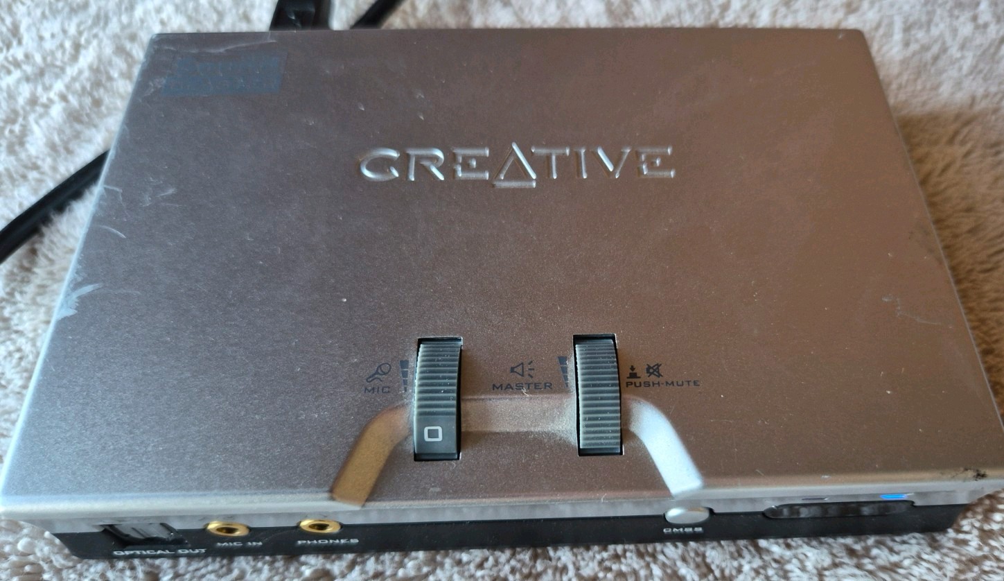 Creative Labs USB 5.1 Channel 24-bit External Sound Blaster SB0490 *TESTED Creative Labs USB 5.1 Channel 24-bit External Sound Blaster SB0490 *TESTED