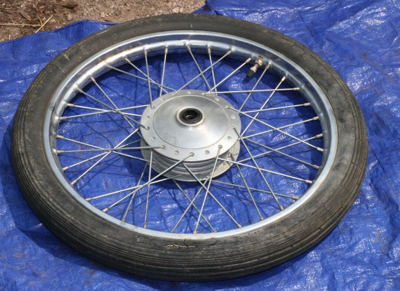 1965-69 HONDA S65 SPORT 65 OEM FRONT RIM TIRE (SEE BELOW) 1965-69 HONDA S65 SPORT 65 OEM FRONT RIM TIRE (SEE BELOW)