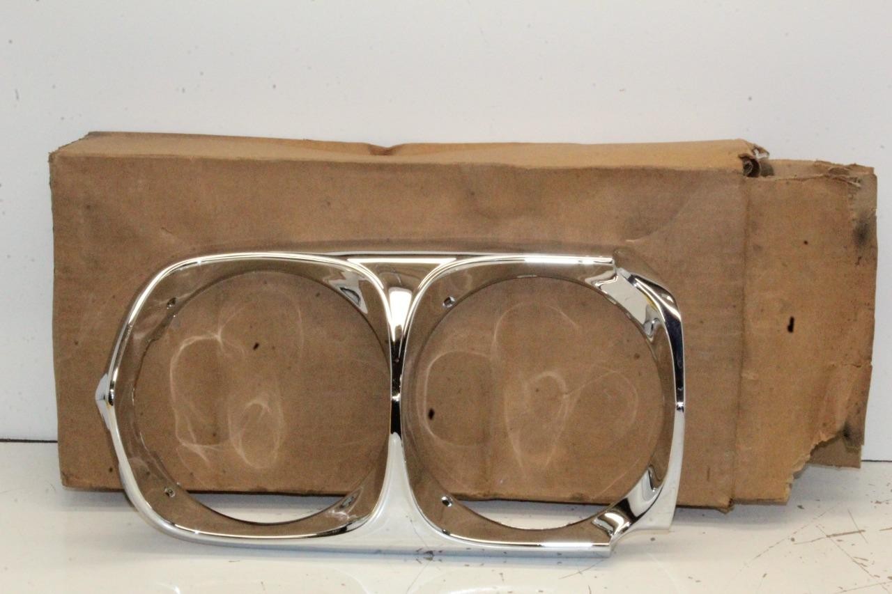 Vintage NOS 1966 1967 RH Pontiac GTO Headlight Bezel 9782752 LeMans Tempest