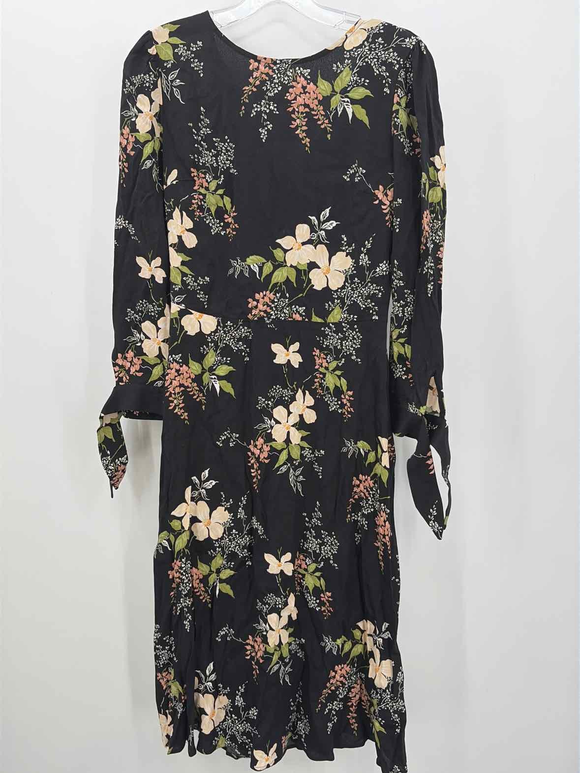 Pre-Owned Reformation Black Size 2 Midi Long Sleeve Dress Pre-Owned Reformation Black Size 2 Midi Long Sleeve Dress