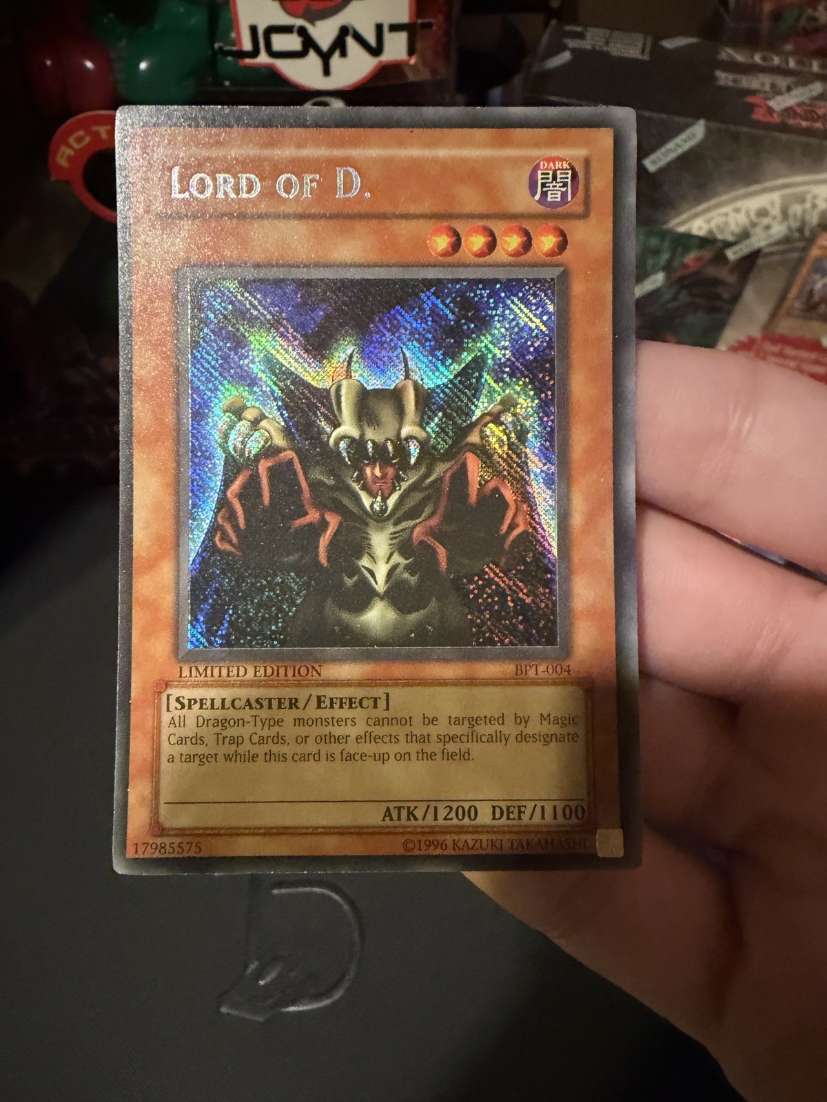 Yu-Gi-Oh Lord of D. BPT-004 Reverse Secret Foil Error Misprint 2002 Tin VLP/NM Yu-Gi-Oh Lord of D. BPT-004 Reverse Secret Foil Error Misprint 2002 Tin VLP/NM