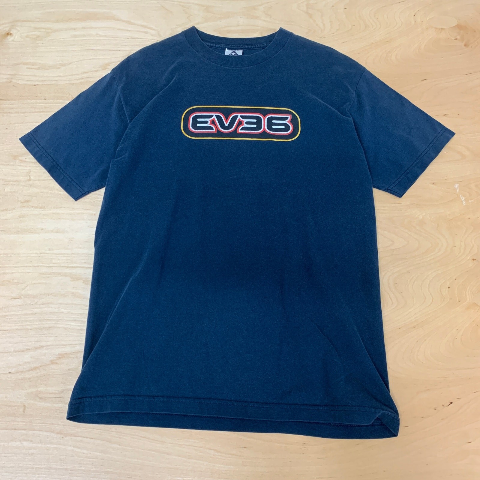 Eve6 90s Band We Suck Live 2001 Tour T-Shirt Sz M Eve6 90s Band We Suck Live 2001 Tour T-Shirt Sz M