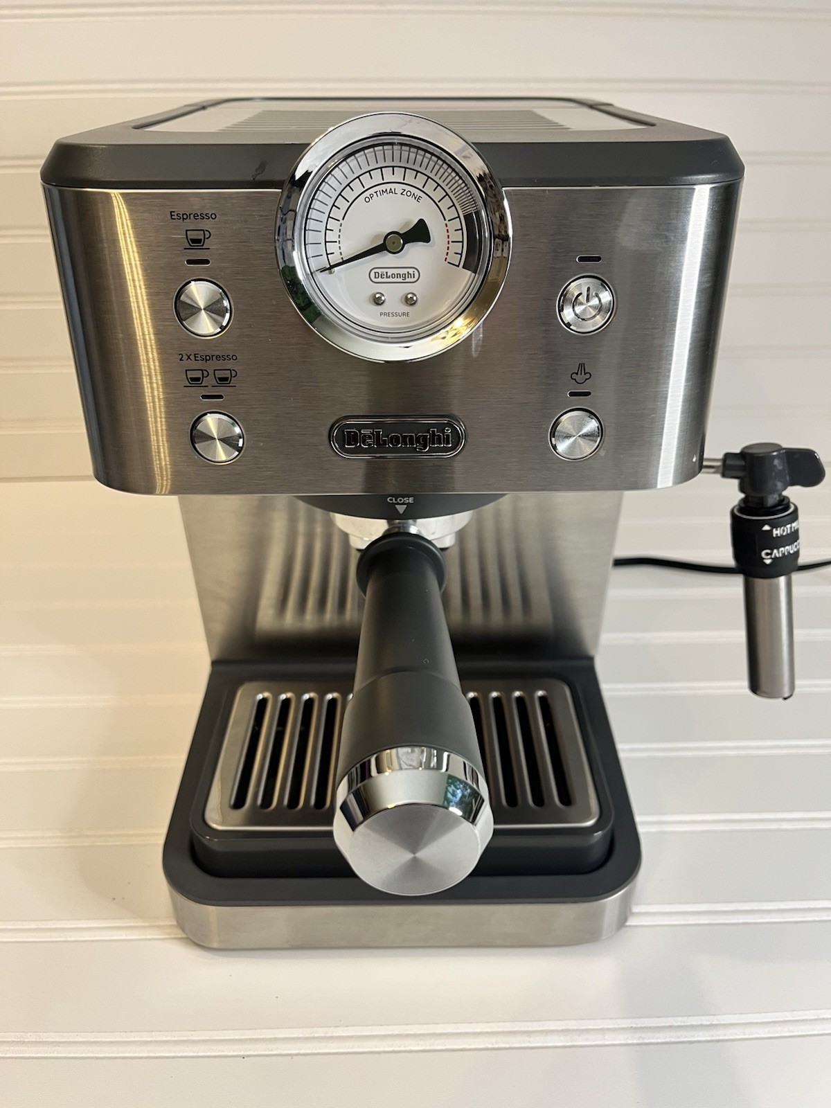 DeLonghi EM450 Classic Espresso/Cappuccino Machine w Steam Wand Silver/Black