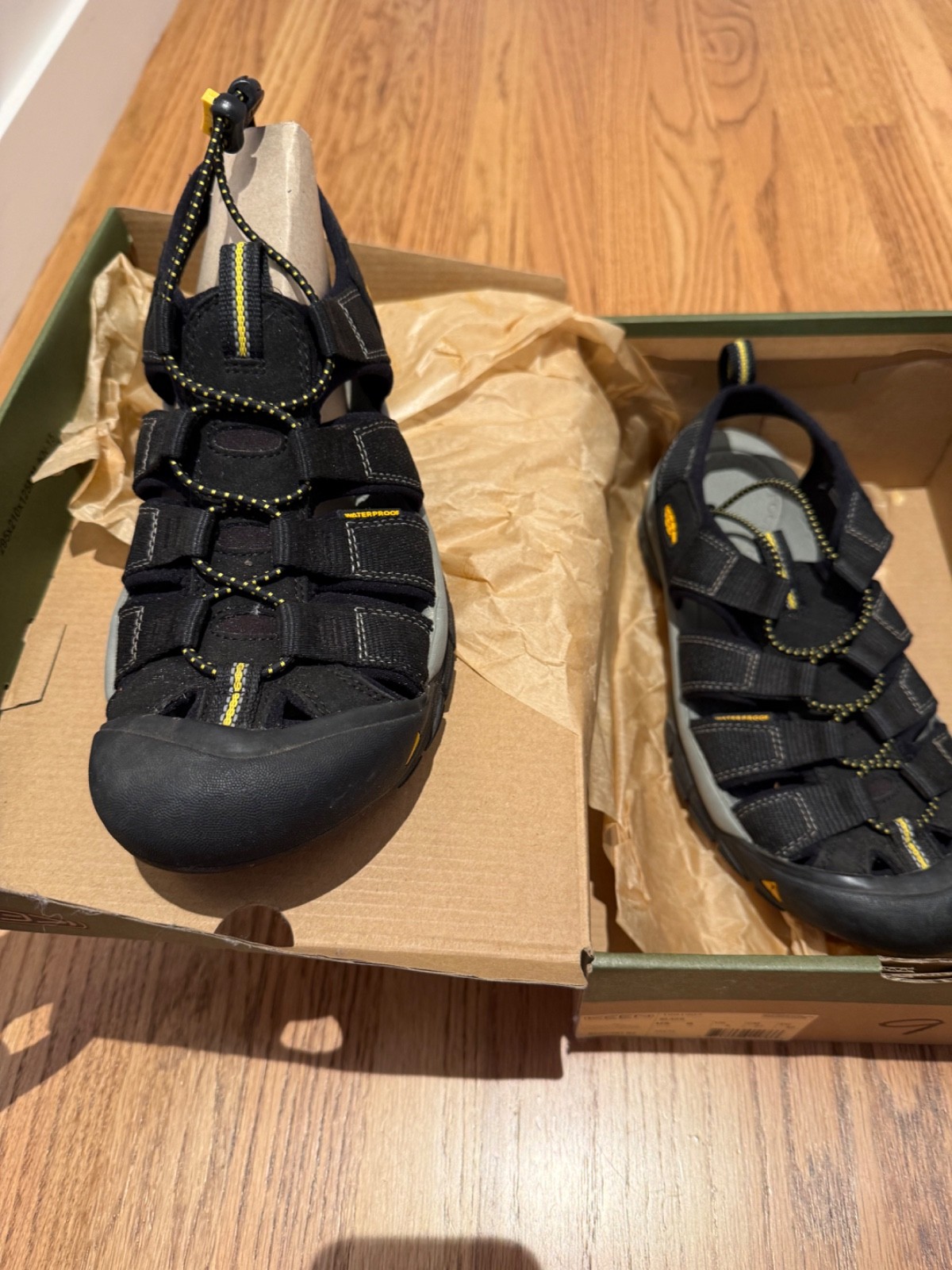 KEEN Newport h2 men US 9 black KEEN Newport h2 men US 9 black