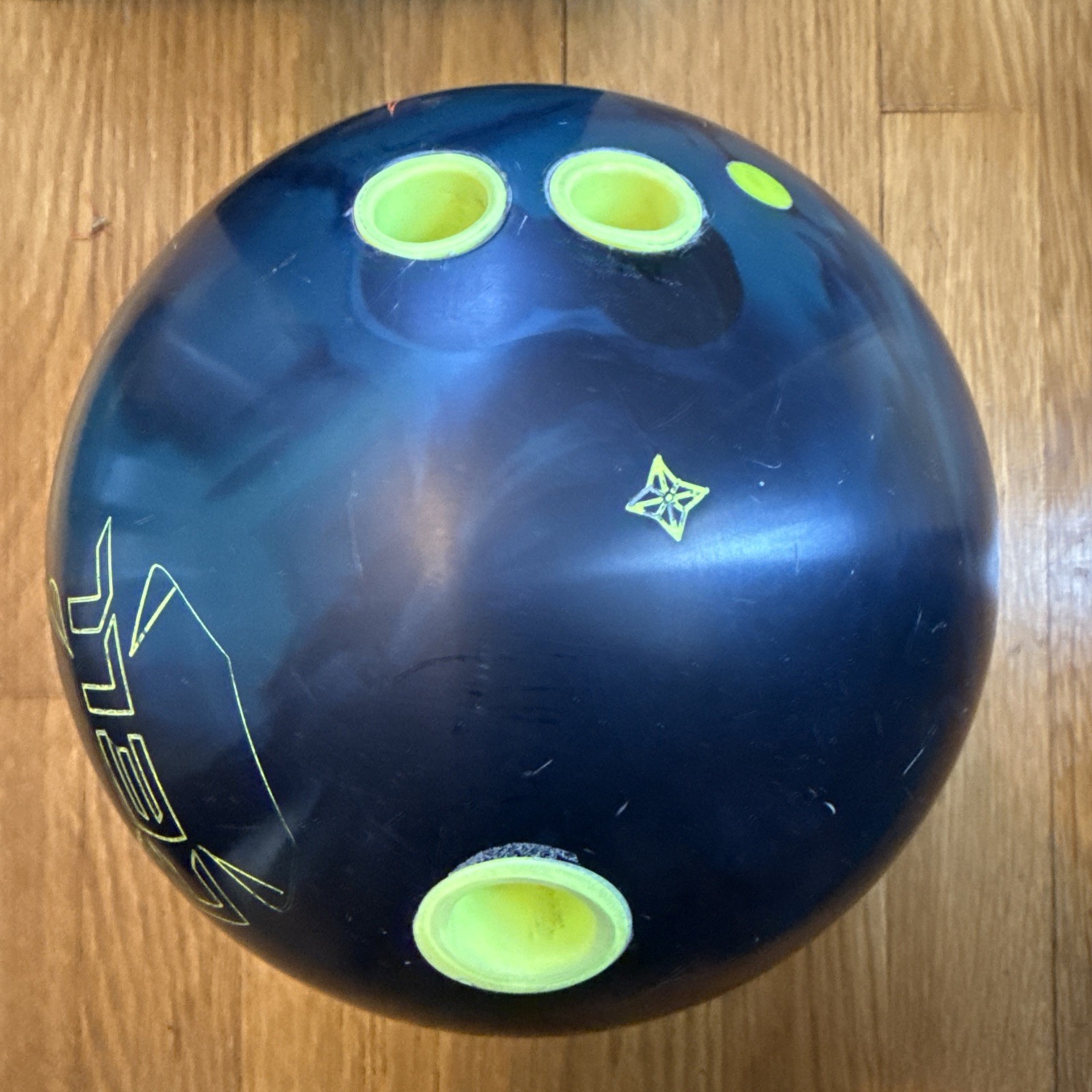 Used Roto Grip Cell Solid 15 lbs RH, Used Roto Grip Cell Solid 15 lbs RH,