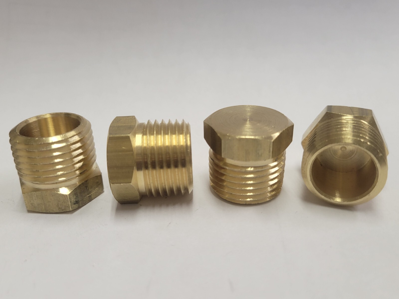 (4 pcs.) 1/2 (4 pcs.) 1/2