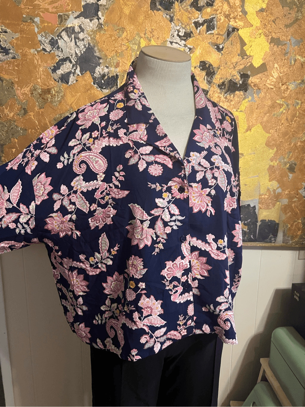 NWT $85 Papinelle Short Sleeved Dark Blue Floral Big Shirt Nordstrom XL NWT $85 Papinelle Short Sleeved Dark Blue Floral Big Shirt Nordstrom XL