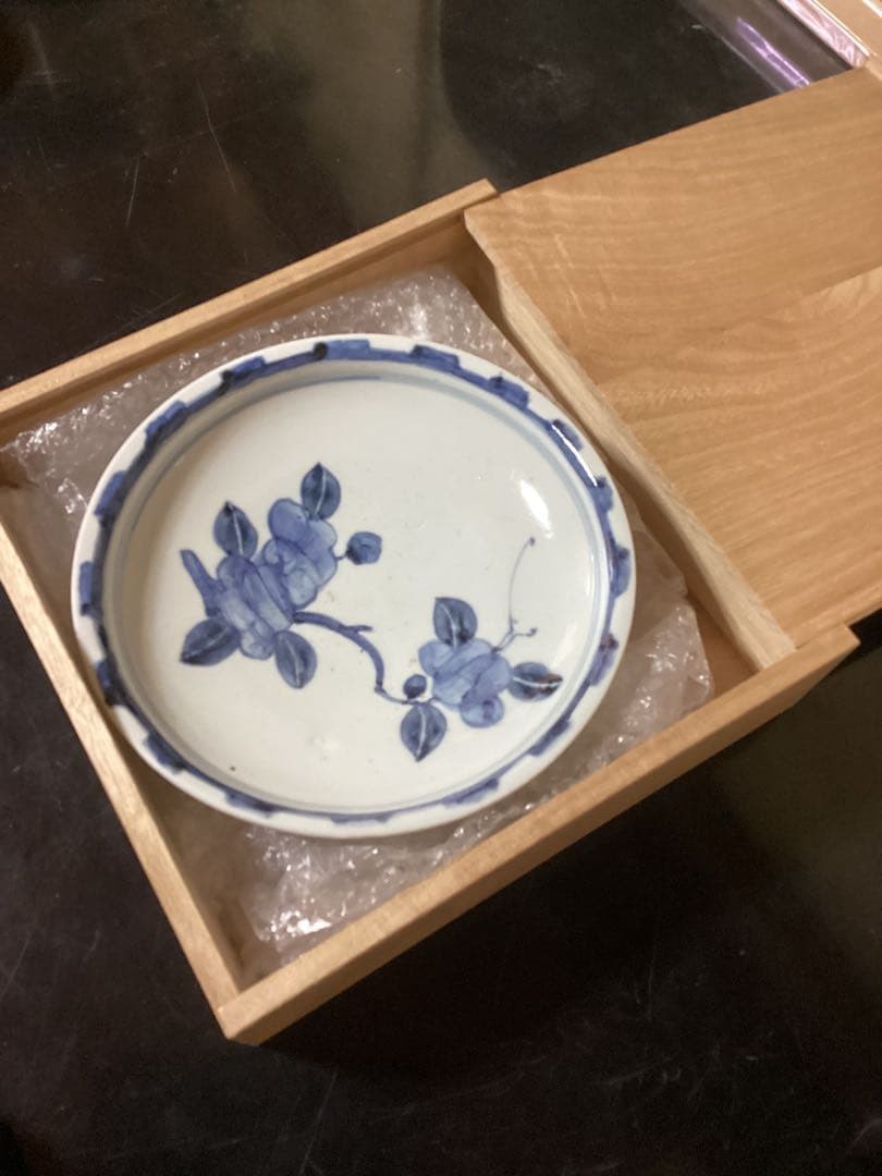 Early Imari Edo Period Porcelain Plate Blue & White Flower Design Antique Collec