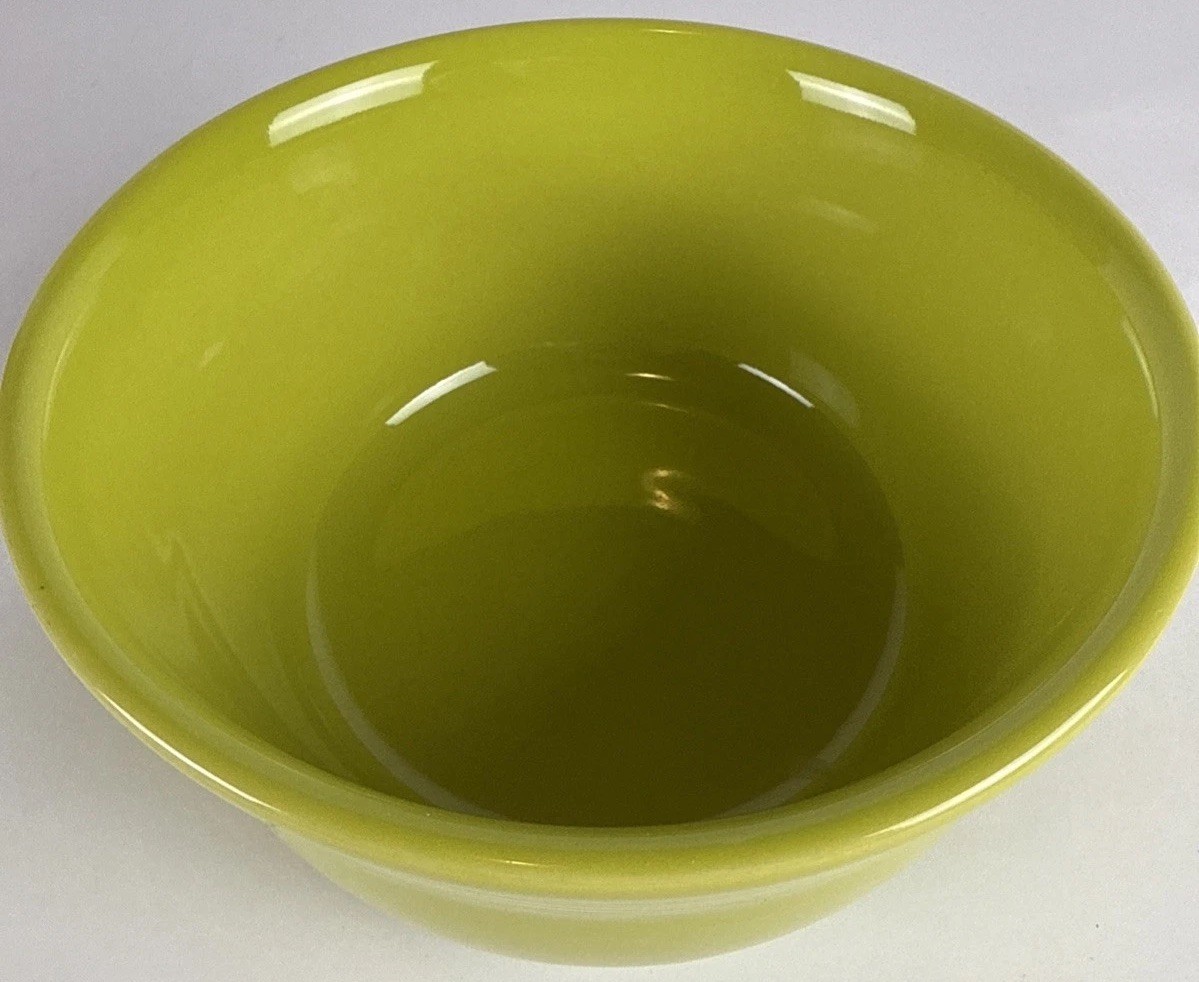 Fiesta Fiestaware Gusto Bowl In Color Lemongrass (Yellow Green) 6” Fiesta Fiestaware Gusto Bowl In Color Lemongrass (Yellow Green) 6”