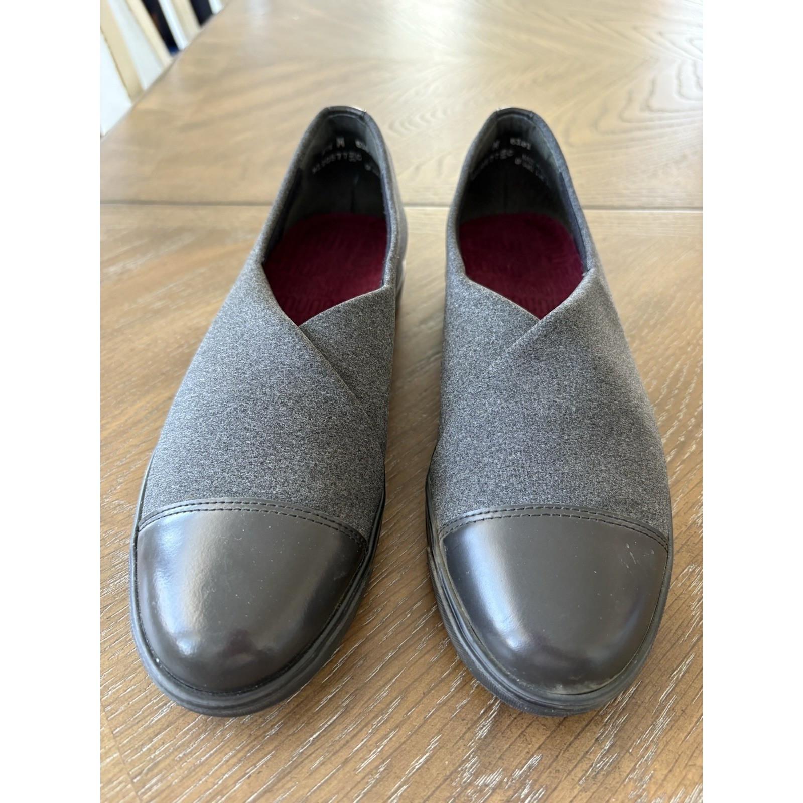 Munro Ione Grey Stretch Fabric Leather Cap Toe Slip On Loafers M120577 7.5 M