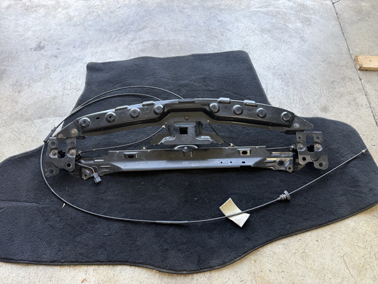 14-22 INFINITI Q50 UPPER RADIATOR SUPPORT HOOD LATCH RELEASE CABLE WIRE LATCHES