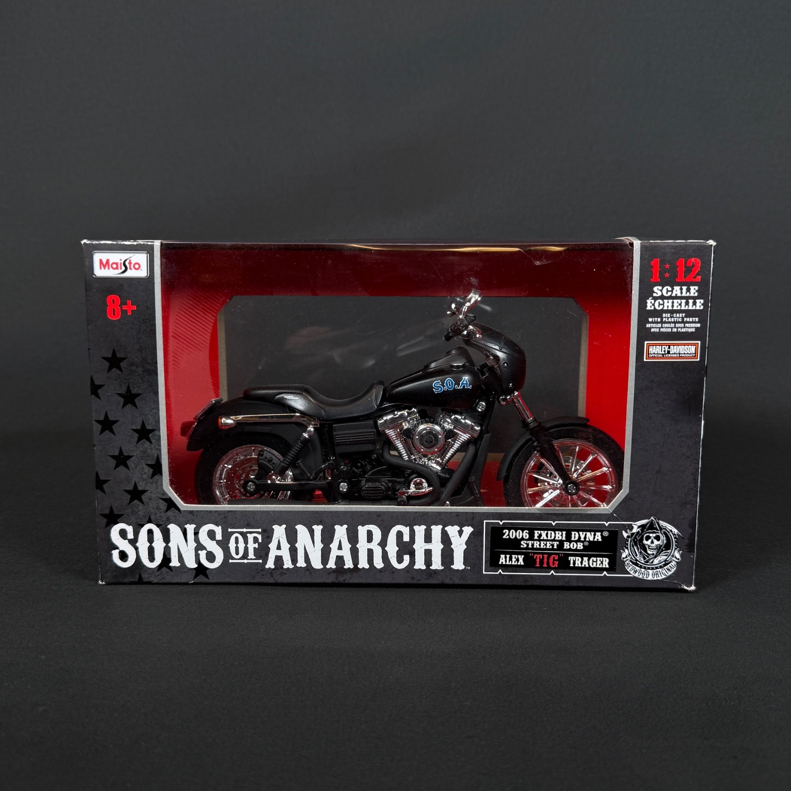 Maisto Harley-Davidson Sons Anarchy Alex “TIG” Trager 2006 FXDBI Dyna Street Bob