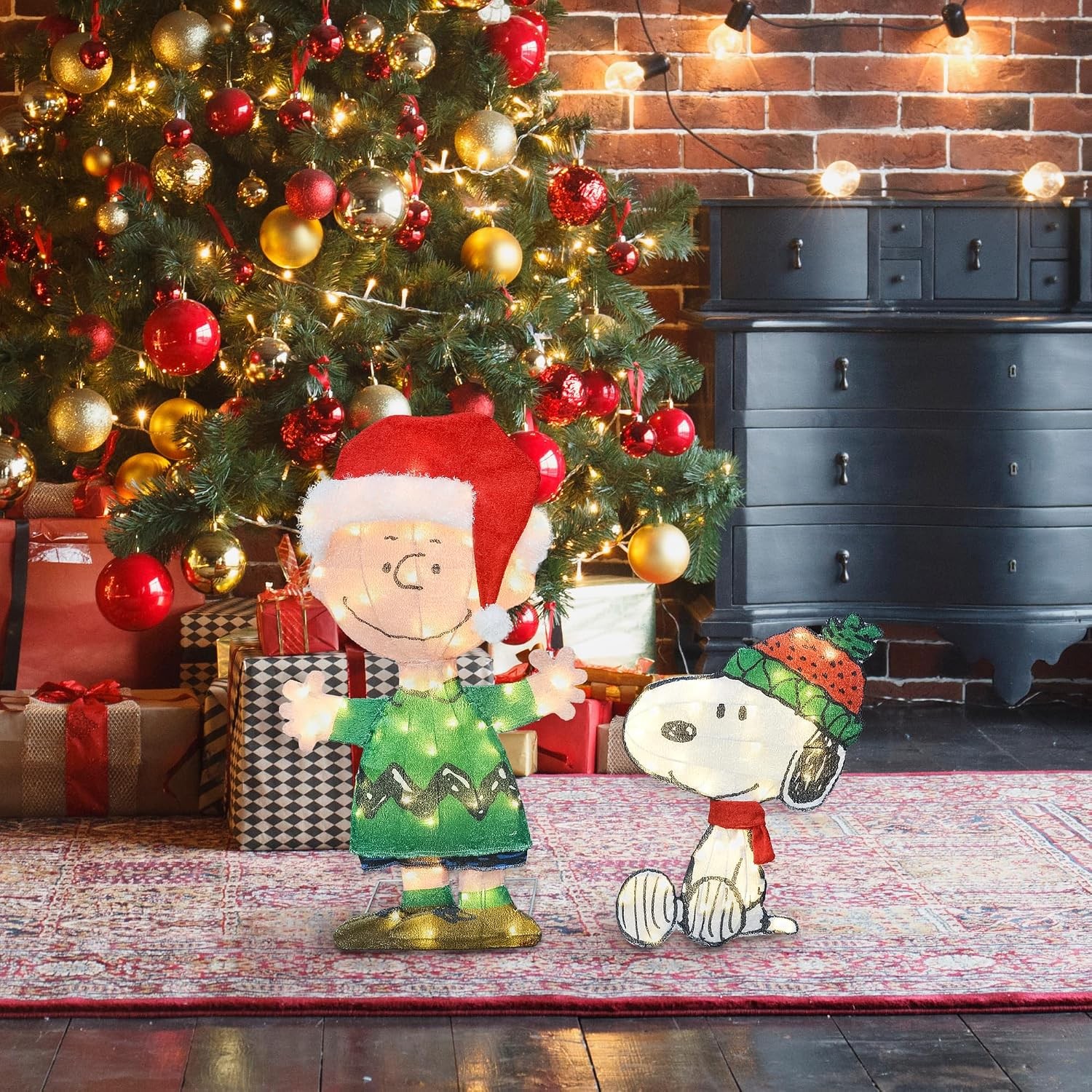 Peanuts 2 Dimensional Holiday Christmas Lighted LED Outdoor Indoor DÉCOR 32IN Ch