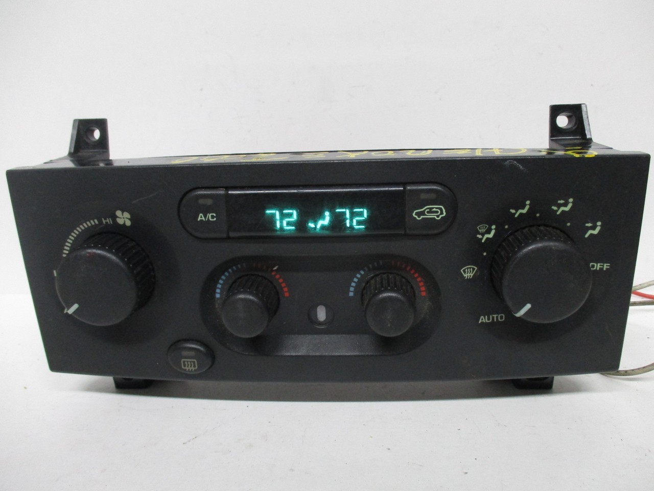 1999-2001 Jeep Grand Cherokee Auto Digital Climate Control 55115903 OEM REMAN 1999-2001 Jeep Grand Cherokee Auto Digital Climate Control 55115903 OEM REMAN