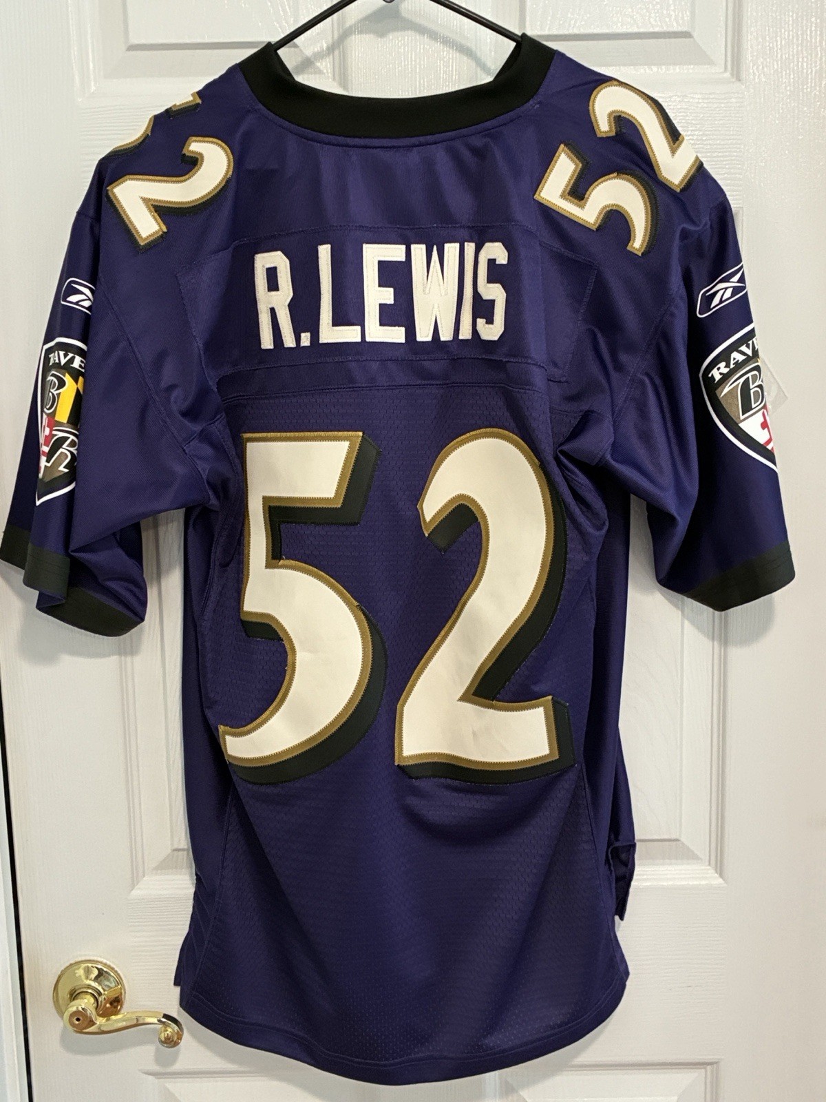 Reebok Baltimore Ravens Ray Lewis NFL Jersey Mens Medium Purple #52 Vintage 2004