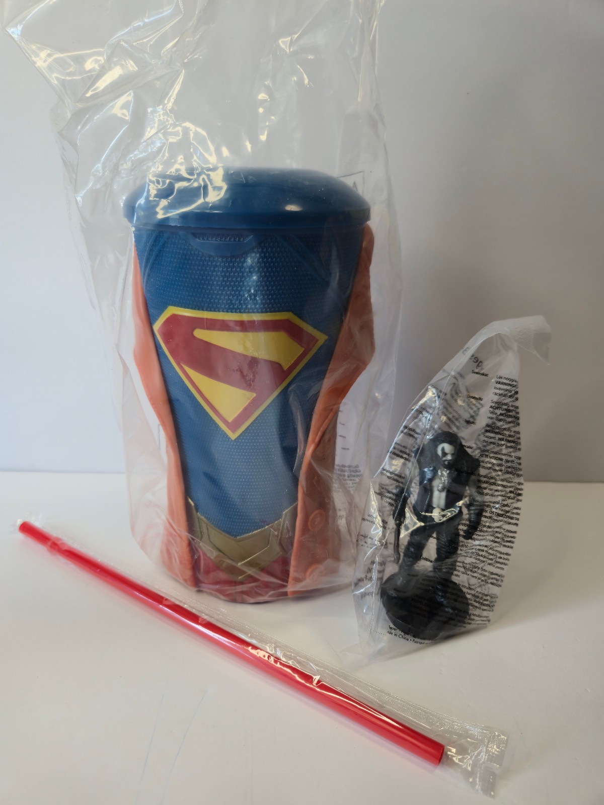 Supergirl Gripper Cup with Lobo Topper AMC NEW Supergirl Gripper Cup with Lobo Topper AMC NEW