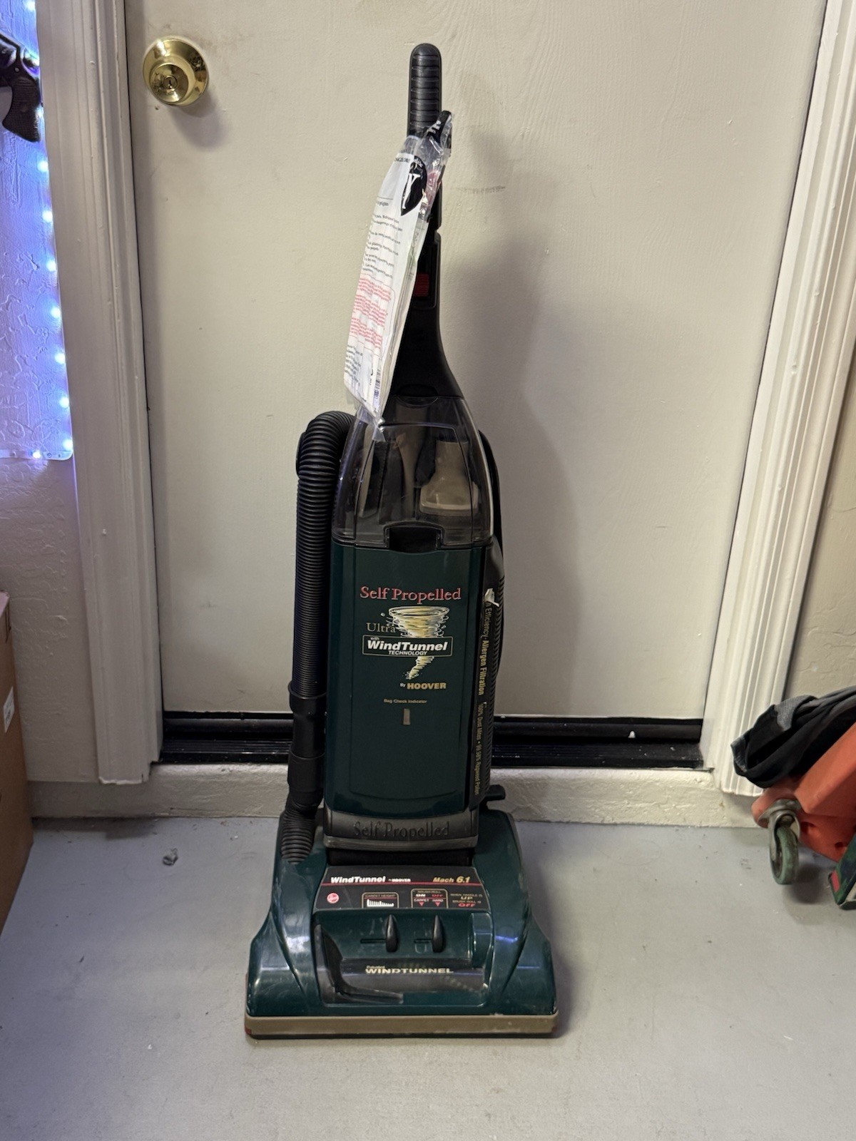 Hoover WindTunnel Ultra U6425-920 Self Propelled Upright Vacuum 