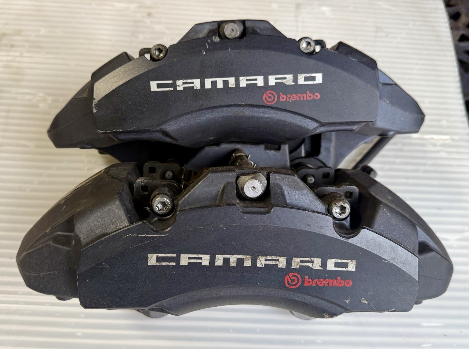 2016-2024 Chevrolet Camaro SS BREMBO Brake Calipers Pair Fronts USED OEM GM