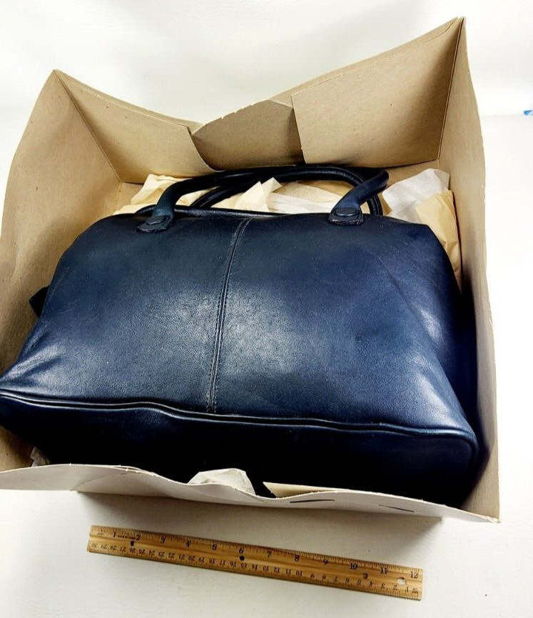 Vintage Giani bernini Classic Leather Created for MAY CO. LEATHER Purse Unused