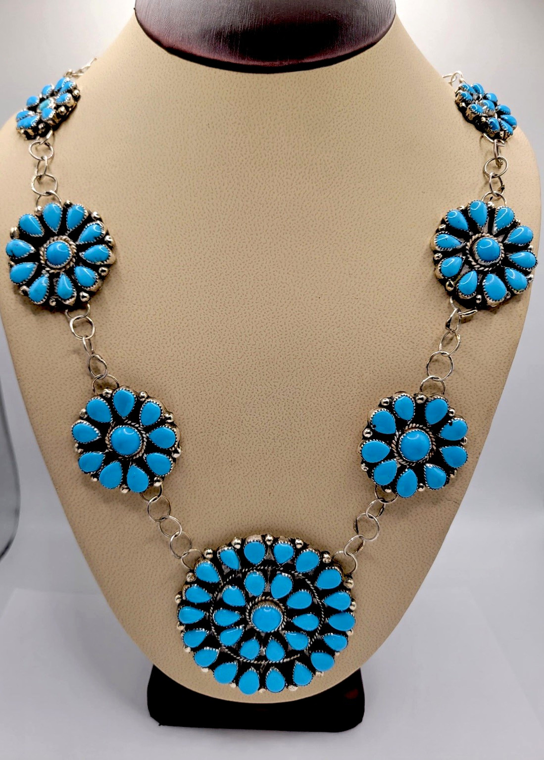 Silver Tone Blue Turquoise Flower Cluster Statement Cable Chain Charm Necklace Silver Tone Blue Turquoise Flower Cluster Statement Cable Chain Charm Necklace