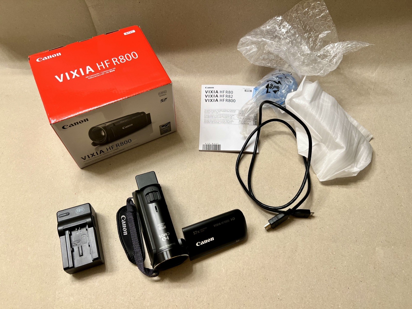 Canon VIXIA HF R800 HD Camcorder Camera - 32x Optical, 57x Advanced Zoom Exc+
