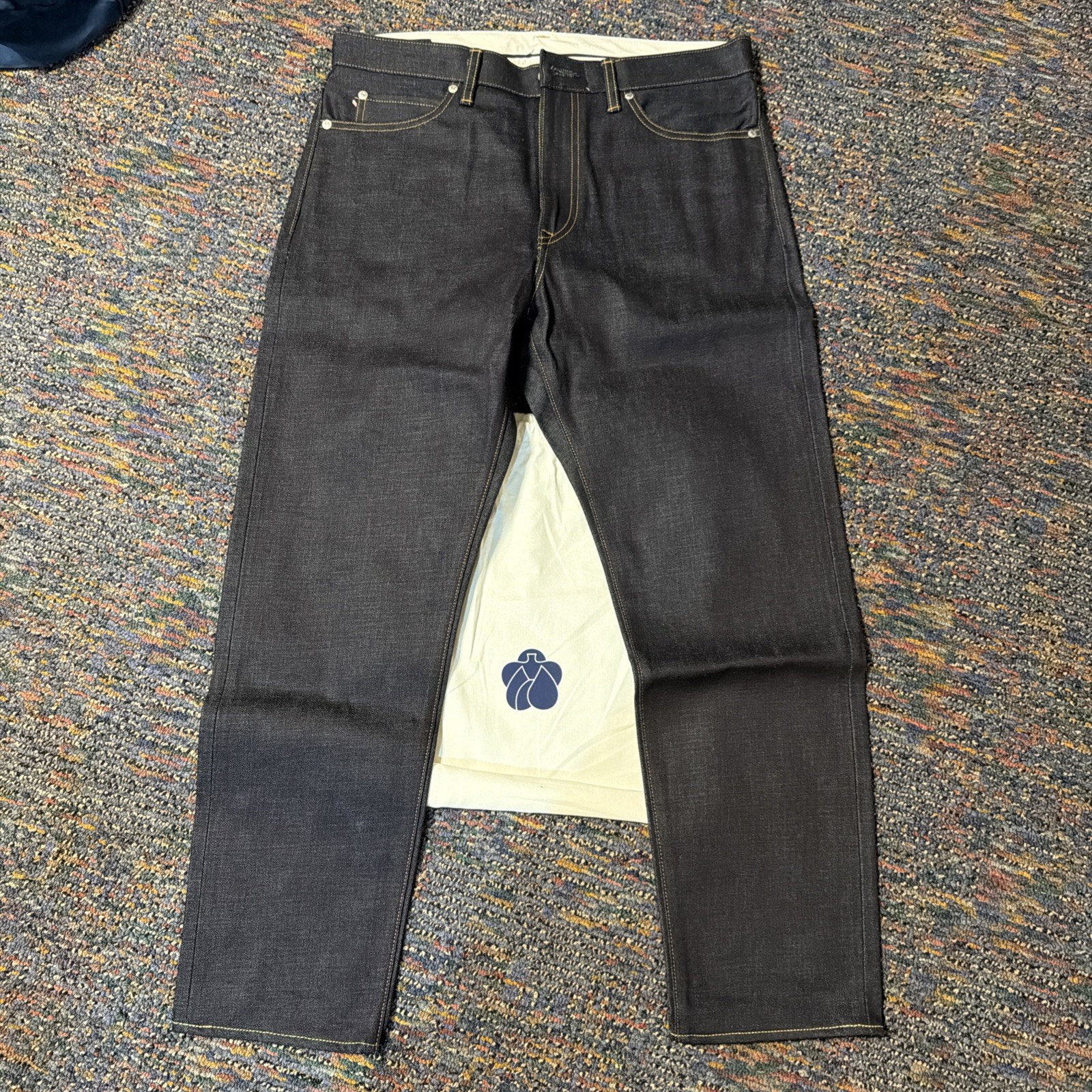 NWT Momotaro Standard taper selvedge denim jeans tag size 36 14.7oz NWT Momotaro Standard taper selvedge denim jeans tag size 36 14.7oz